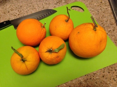 oranges-on-cutting-board